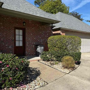 Bush Trimming by Safety Cuts reviewed on April 1, 2026