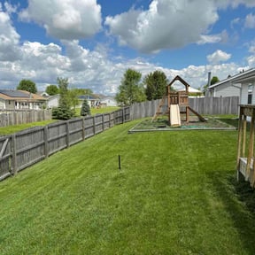 grass maintenance by RWF lawn service reviewed on April 30, 2024