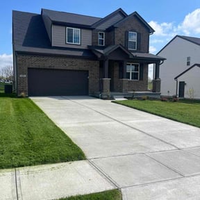 yard maintenance by NKY Curb Appeal, Inc. reviewed on December 15, 2025