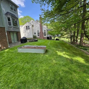 gardening service by Peña lawn service  reviewed on November 23, 2025