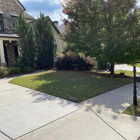 landscape maintenance by Second Glance Landscaping LLC reviewed on December 4, 2025