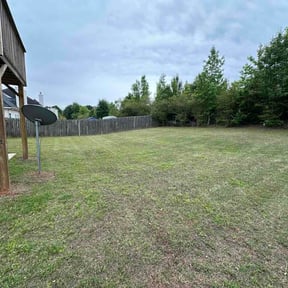 Leaf Removal by Gravity Landscaping reviewed on June 4, 2026