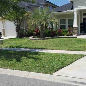 residential landscaping by Re Image lawn care reviewed on September 29, 2021