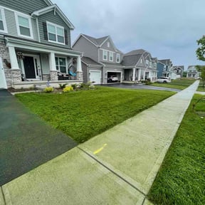 yard service by Sw services 1 reviewed on November 27, 2025