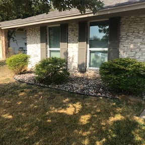 Bush Trimming by Legacy Lawn care reviewed on August 21, 2025