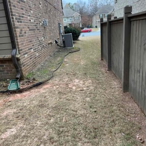 Leaf Removal by Nick Poole Home Services reviewed on December 8, 2025