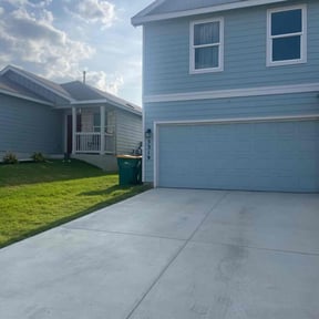 landscape maintenance by Macias landscaping reviewed on August 16, 2025