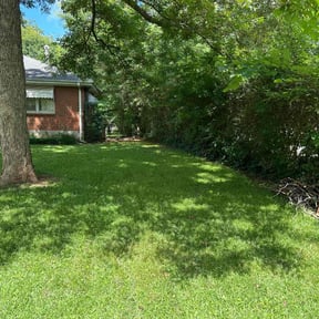 gardening service by Woodside Lawn Care and Landscaping reviewed on August 16, 2025
