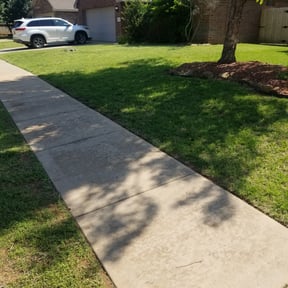 landscape maintenance by Suffer Correct Seasonal Care reviewed on November 21, 2025