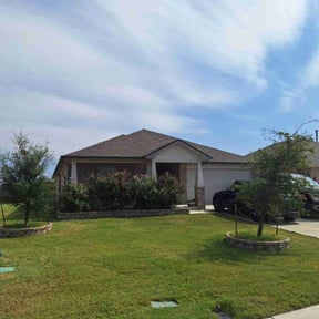 lawn service by RGV LawnCare Services reviewed on July 10, 2025