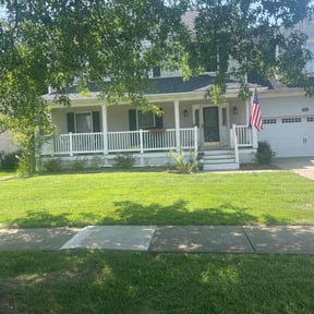 yard care by Chris Slone Lawn Love reviewed on August 21, 2025