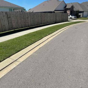 lawn service by Hopper's landscape and lawncare reviewed on August 6, 2024
