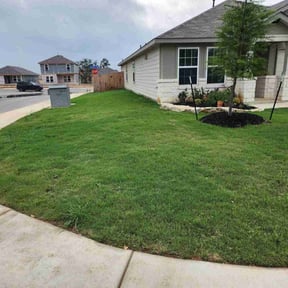 lawn maintenance by Dwight Lawn  Service reviewed on April 15, 2024