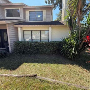 Bush Trimming by Green Craft Gardening reviewed on October 23, 2025