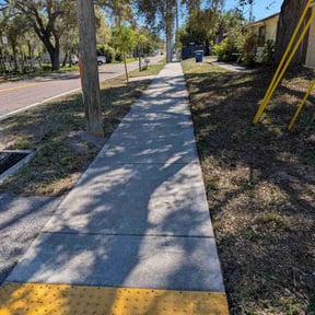 Leaf Removal by Land and Lawn Care reviewed on September 30, 2025