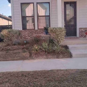 Bush Trimming by Marquez landscape reviewed on November 22, 2025