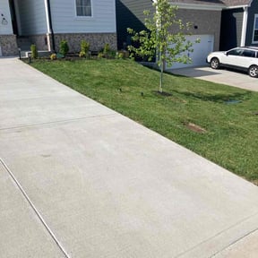 landscaping by Baker Lawncare reviewed on August 15, 2025