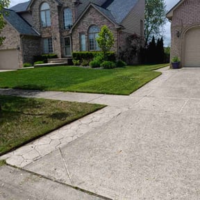 residential landscaping by Liberty Construction and Maintenance LLC reviewed on August 17, 2025
