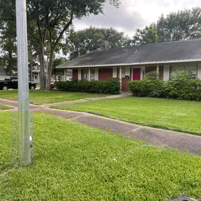 landscape maintenance by Trill Landscaping reviewed on August 16, 2025