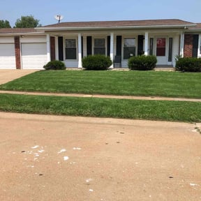 lawn care services by Torres Lawn Care reviewed on August 17, 2025