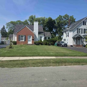 landscaping services by Peoples Champ Lawn and Landscape reviewed on August 17, 2025