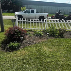 Flower Bed Weeding by Trinity Enterprise reviewed on November 8, 2025