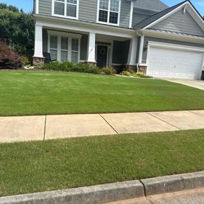 landscaping by Dans Lawn Care reviewed on August 19, 2025