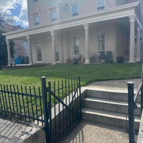 lawn maintenance by Dan’s Fresh Cut Lawn Service reviewed on May 3, 2024