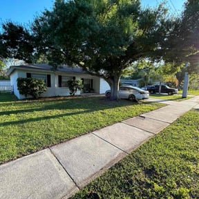 landscaping services by Deshun Walker Inc reviewed on August 13, 2025