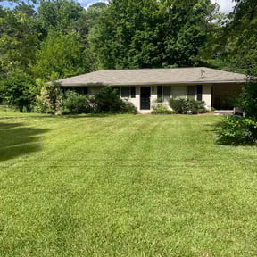landscaping by Kj's landscaping LLC. reviewed on August 21, 2025