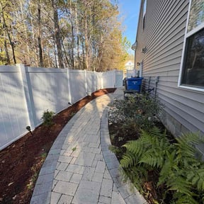 Leaf Removal by Lawns Murcia Landscaping reviewed on April 20, 2026