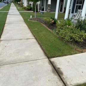 lawn maintenance by Kevin&#039;s Lawn Services reviewed on August 15, 2025