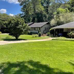 yard work by Ramon Moreno reviewed on November 26, 2025