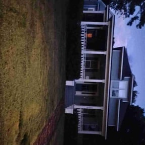 Bush Trimming by Greg&#039;s gardens reviewed on November 19, 2025