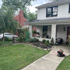 Flower Bed Weeding by Safe Haven Home and Contractor services LLC reviewed on June 28, 2026