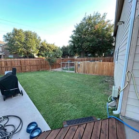 landscape maintenance by Bean Sprout Lawn Service LLC reviewed on November 24, 2025