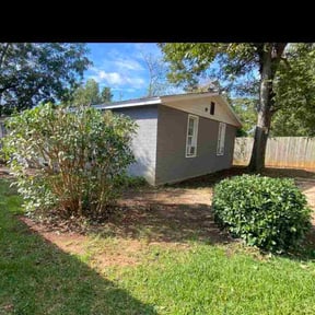 Bush Trimming by Green Earth Lawn and snow LLC reviewed on November 5, 2025