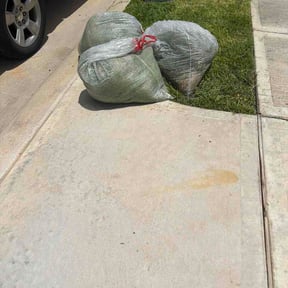Flower Bed Weeding by Tulsa Lawn Care reviewed on July 22, 2026