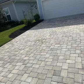 Flower Bed Weeding by Cutting Low Lawn Service LLC reviewed on November 19, 2025