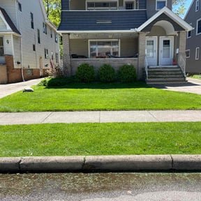 landscaping by Scott Basinger lawn care reviewed on August 20, 2025