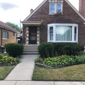 Bush Trimming by Gonzalez Landscape reviewed on August 21, 2025