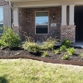 Flower Bed Weeding by Good 2 Go Gardeners reviewed on August 15, 2025
