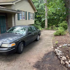 Leaf Removal by MrGoGiver Property Maintenance &amp; Restoration Solutions reviewed on September 22, 2025