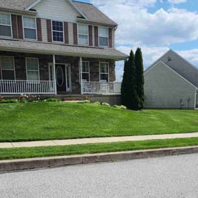 residential landscaping by Fredrick  Miller reviewed on March 7, 2024