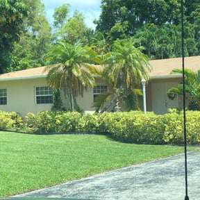 Bush Trimming by S & G Landscaping, Inc. reviewed on August 20, 2025