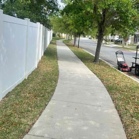 lawn service by Garden of Eden Lawn Care Services reviewed on August 21, 2025