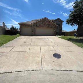 residential landscaping by J5 Lawn Care reviewed on August 19, 2025