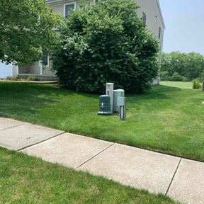 landscape maintenance by Rainier View Landscape Services reviewed on November 21, 2025