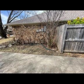 Leaf Removal by Jbglawnmaintenance reviewed on September 22, 2025