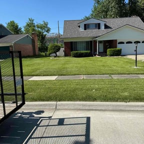 gardening service by LaGrone Lawn & Snow Service LLC reviewed on August 19, 2025